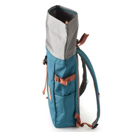 Rolltop Backpack 2.0 — Expandable Daypack with Multiple Pockets
