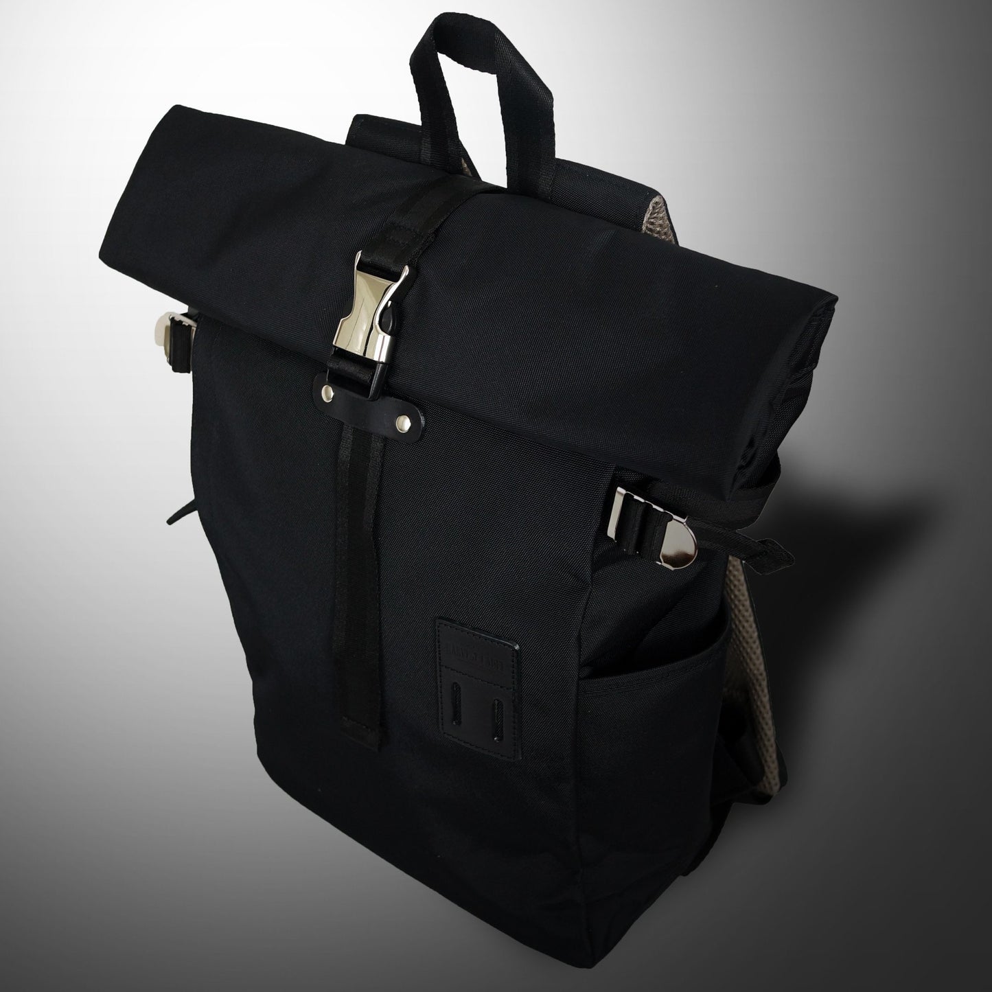Rolltop Backpack 2.0 — Expandable Daypack with Multiple Pockets