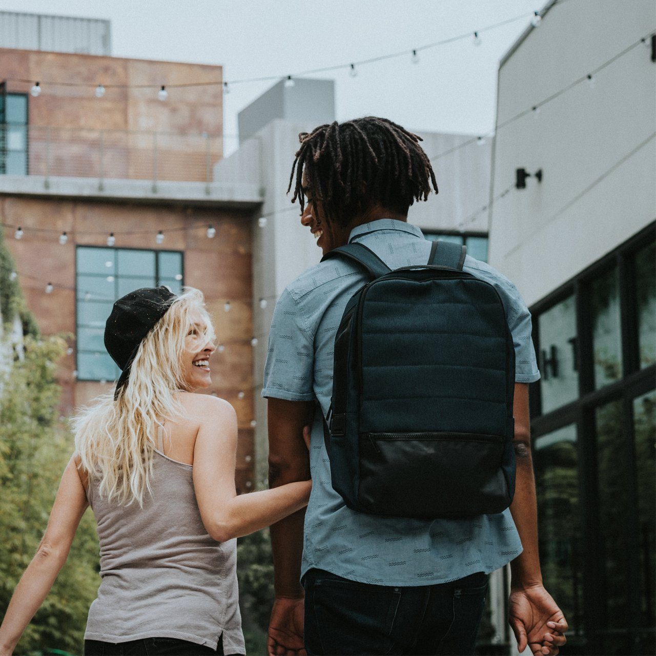Hank Lightweight Backpack — Navy